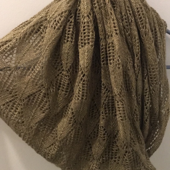 Infinity Scarf - Picture 3 of 7